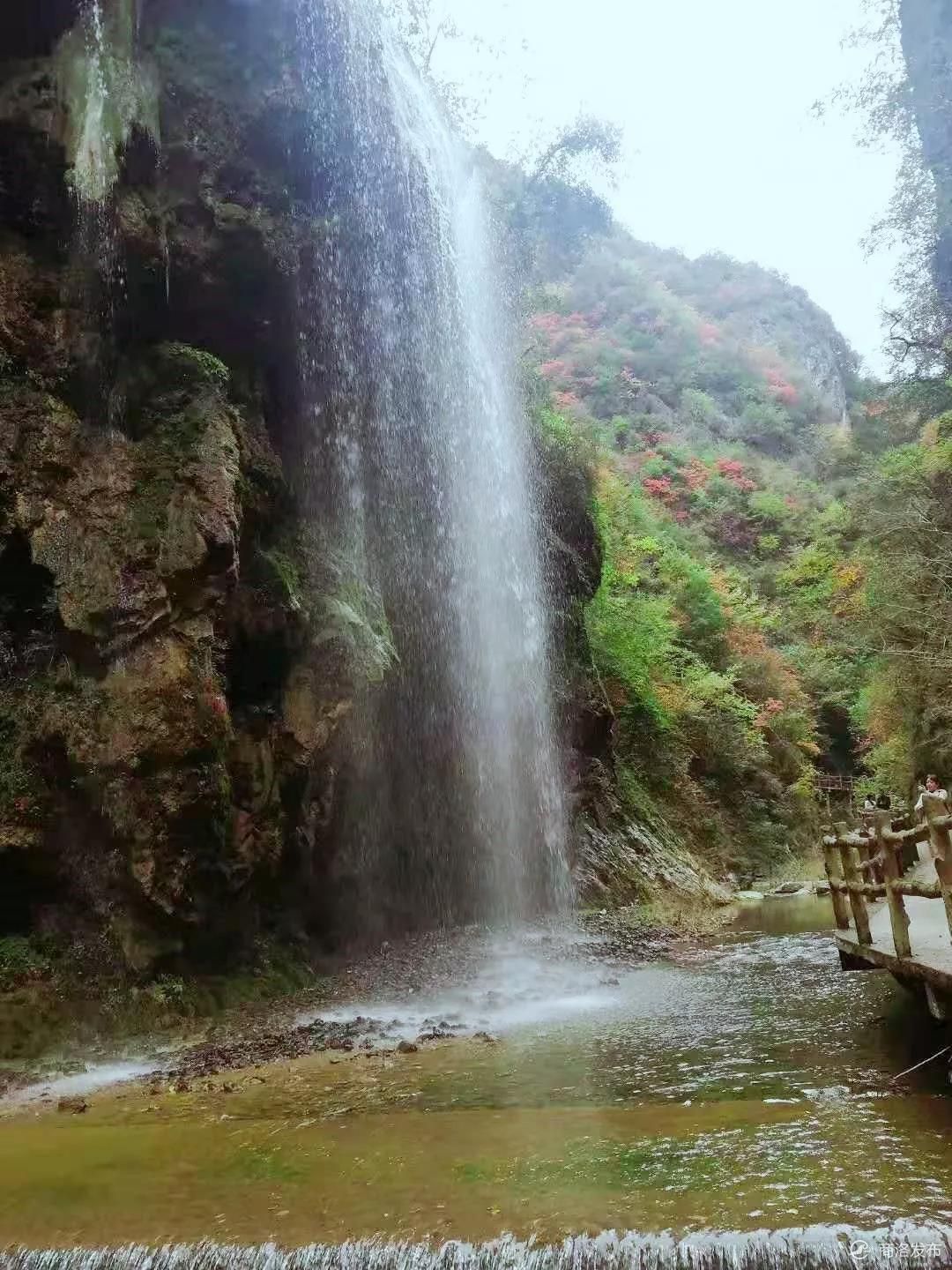 世间百媚千红,吾独爱天蓬山寨秋色绚烂