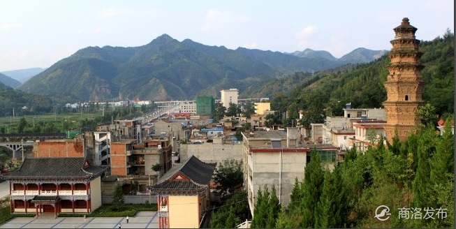 接踵"的辉煌 丰阳塔位于山阳县城西北隅的苍龙山 始建于唐朝永徽三年