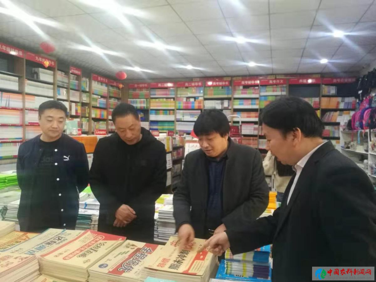 商洛市"扫黄打非"办到商南县开展联合执法检查行动