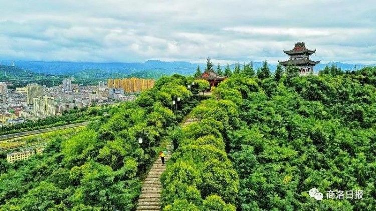 航拍龜山公園一角