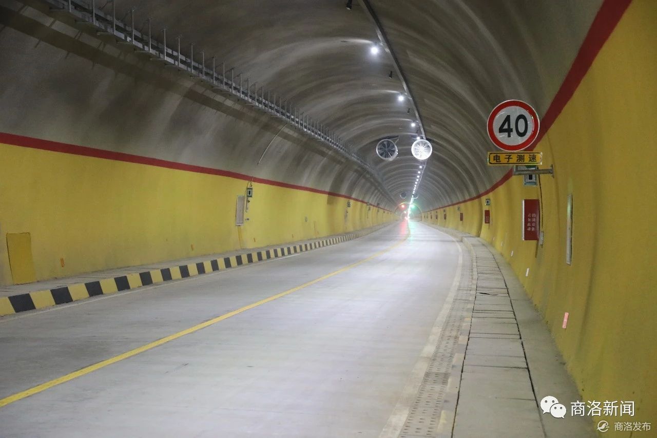 242国道洛南至商州公路明日通车,记者带你穿行黄沙岭隧道!(附视频)