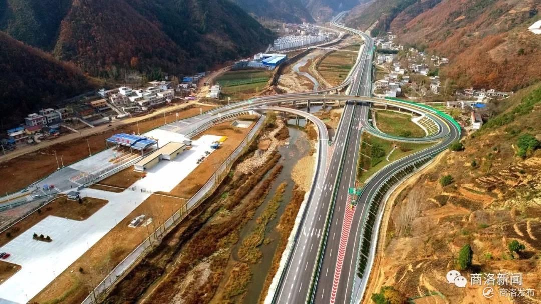 福银,山柞高速公路穿境而过 是镶嵌在西武经济走廊上一座重要节点城市