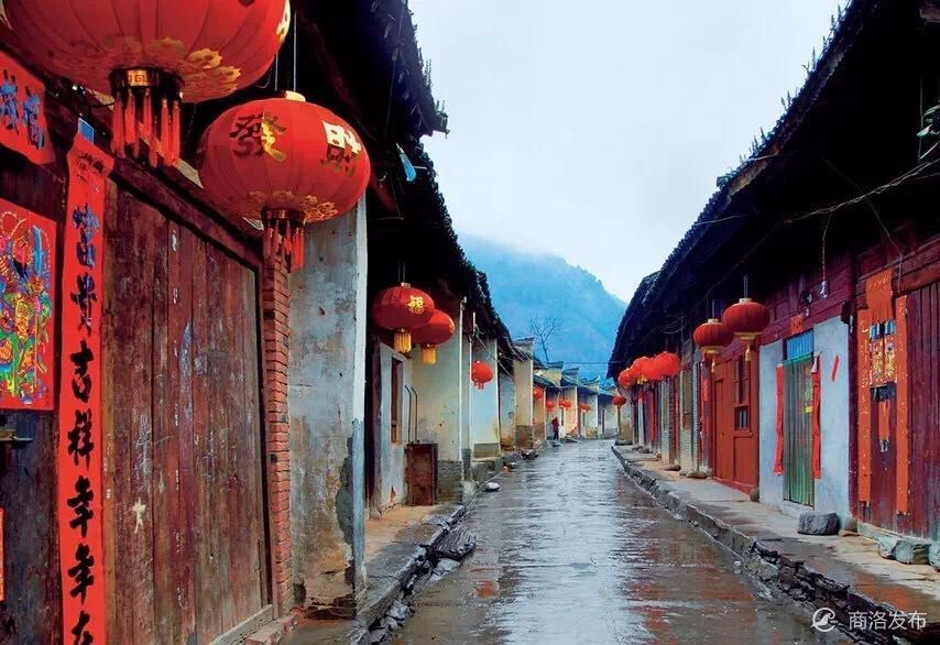 小城镇安 绽放新颜