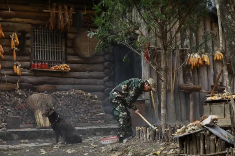电影爷爷的牛背梁最新预告片剧照抢先看