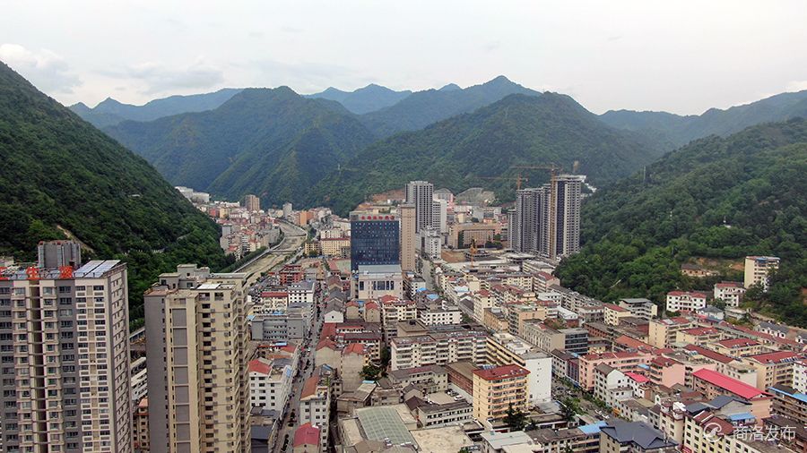 商洛新闻网讯:市第五次党代会以来,柞水县通过改造一批老旧小区,提升