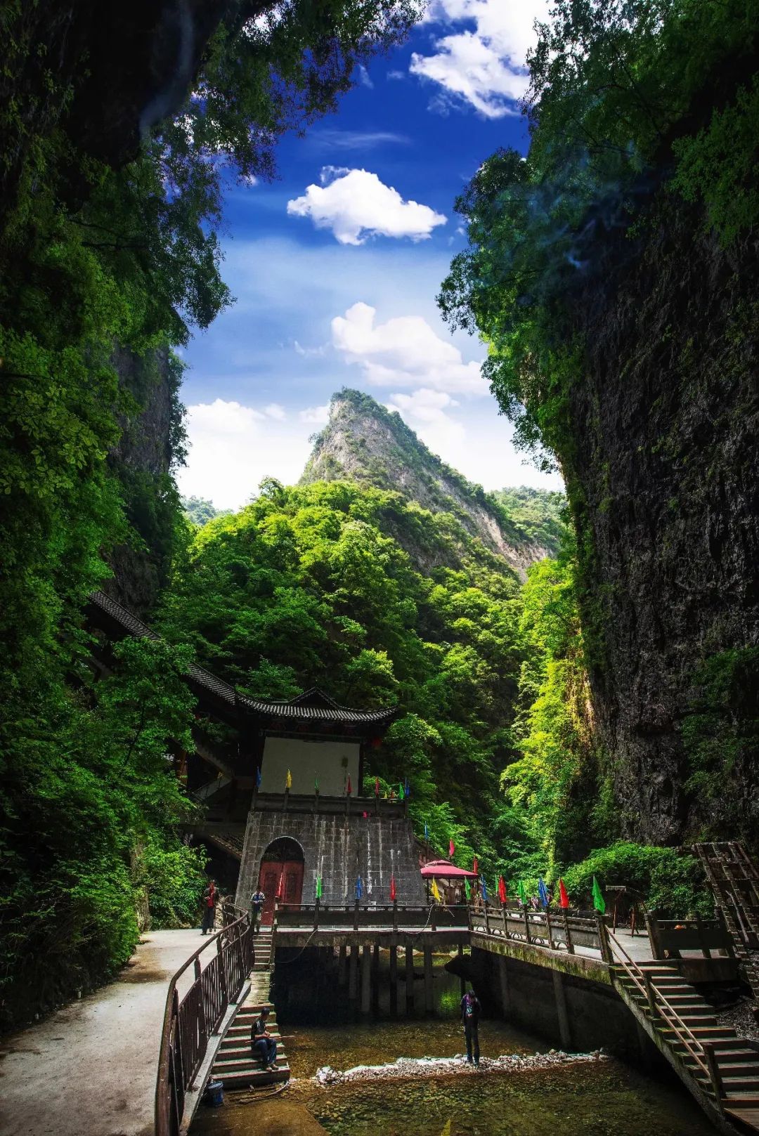 洛南县